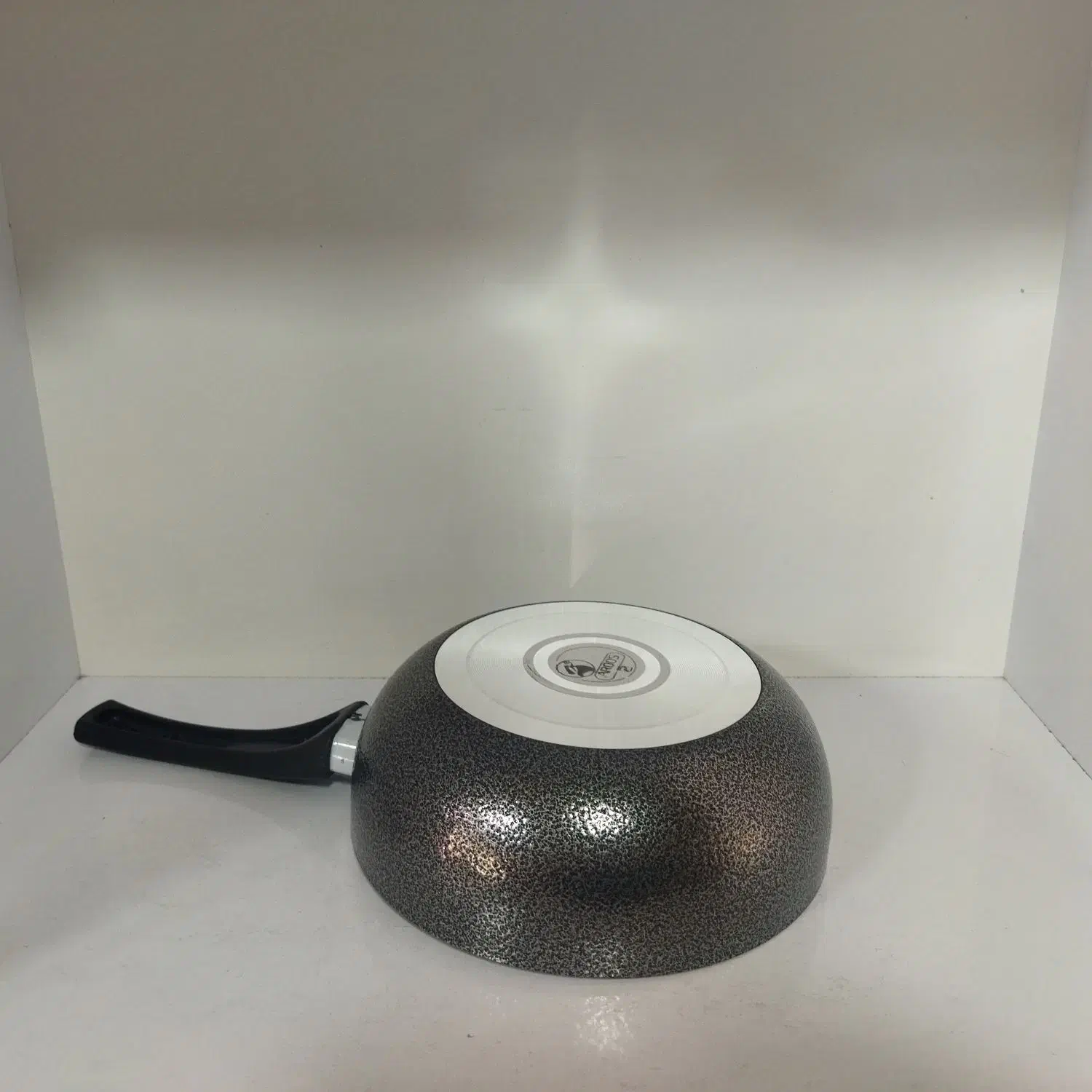 ماهیتابه ووک گرانیتی عروس مدل سربی سایز 24|ظروف پختوپز|رشت, منظریه|دیوار