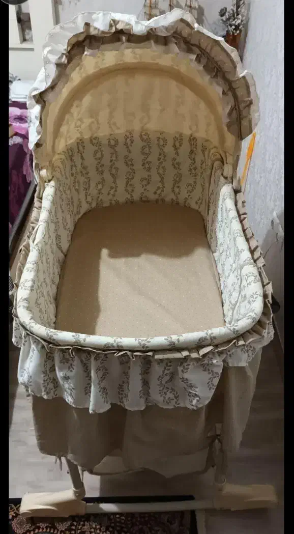 تخت کنار مادر|تخت و صندلی بچه|شهریار, شهریار|دیوار