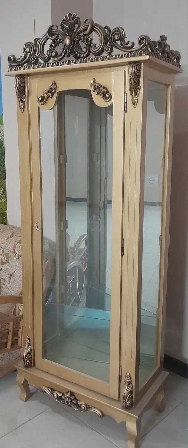 ویترین در حد نو|بوفه، ویترین، کنسول|اصفهان, سروستان|دیوار