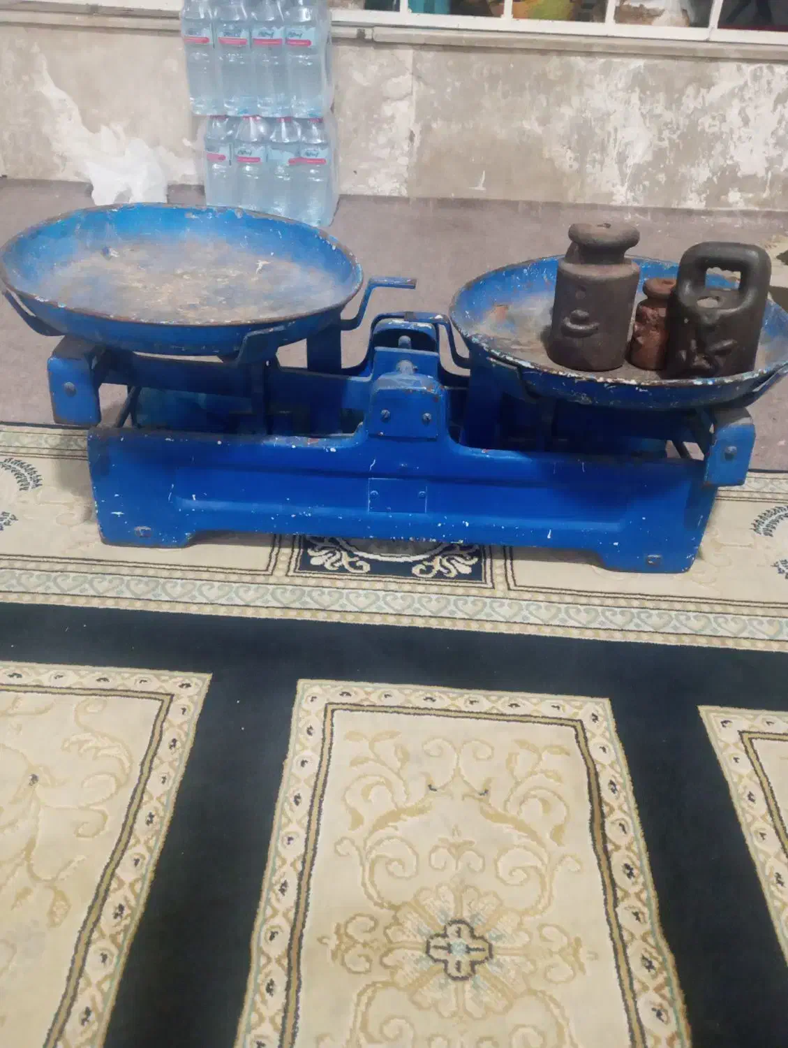 ترازو سنگی|ابزارآلات|شیراز, کوزه گری|دیوار