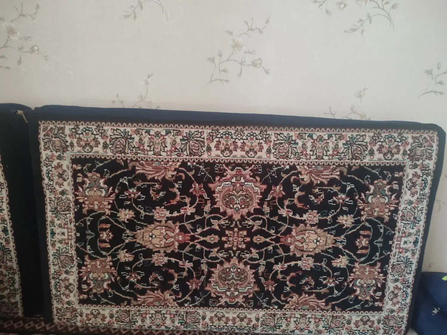 پشتی|پشتی|فردیس, طالقانی|دیوار