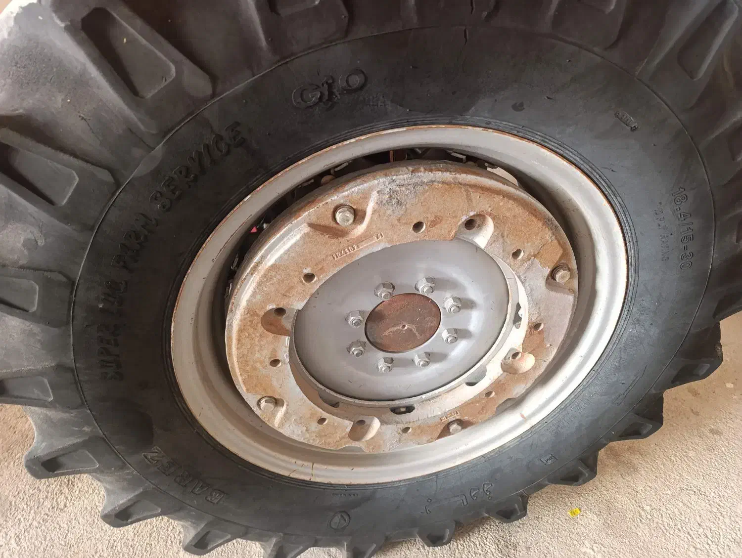 تراکتور|خودرو سنگین|مهاباد (آذربایجان غربی), |دیوار