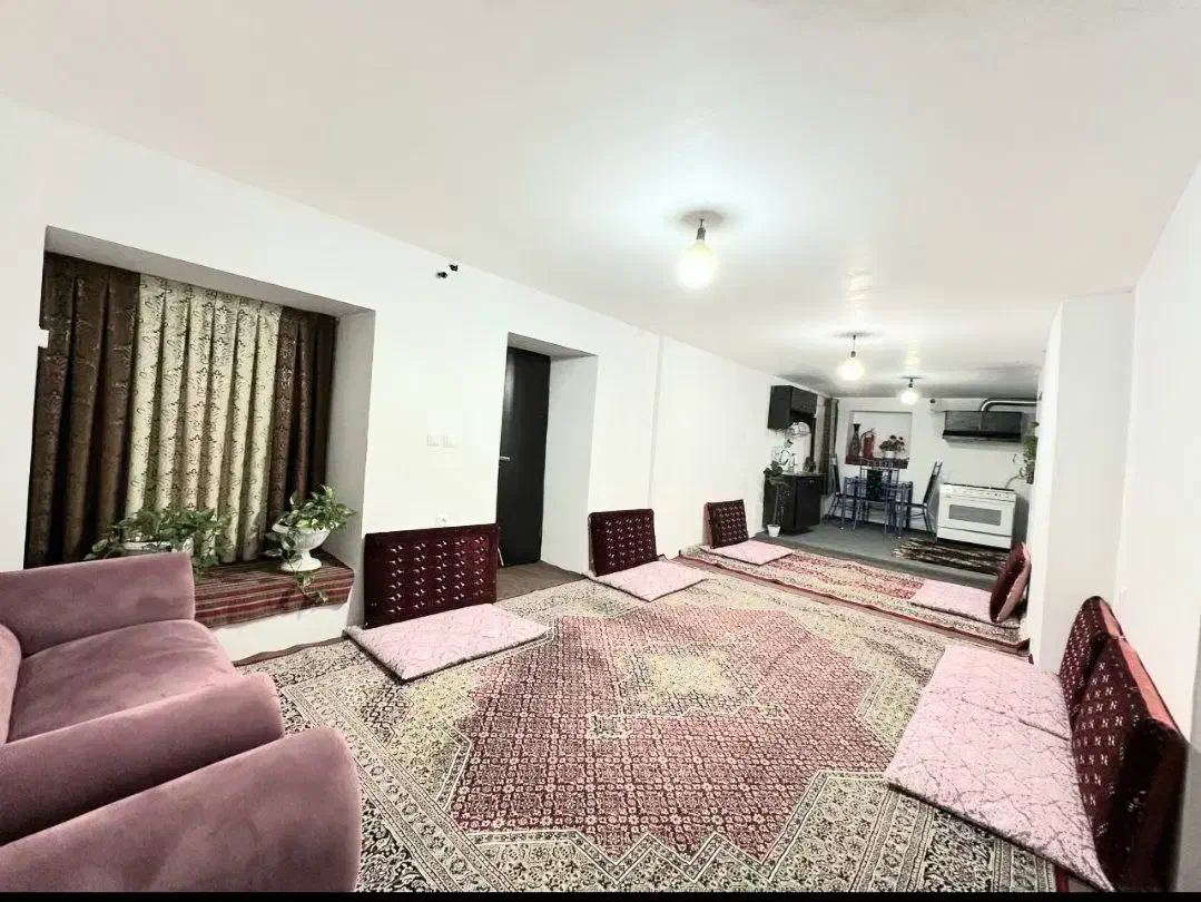 خانه سرای دربستی تمیز|اجارهٔ کوتاه‌مدت ویلا و باغ|قائم‌شهر, |دیوار