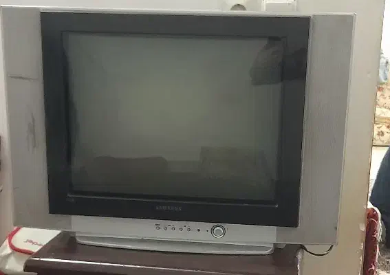 تلوزیون به همراه دستگاه دیجیتال|تلویزیون و پروژکتور|زاهدان, |دیوار