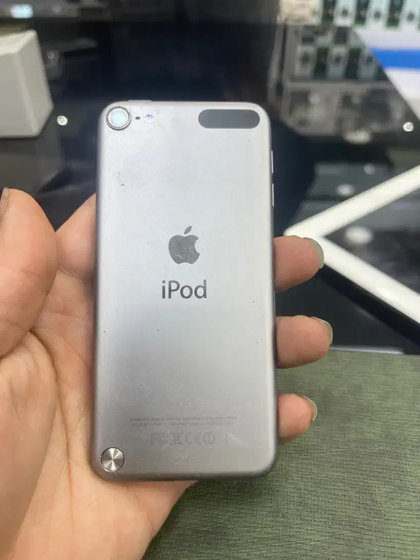 Ipod touch|لوازم جانبی موبایل و تبلت|اصفهان, سروستان|دیوار