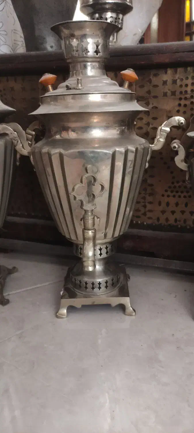 سماورکهنه|کلکسیون اشیاء عتیقه|قم, بکایی|دیوار