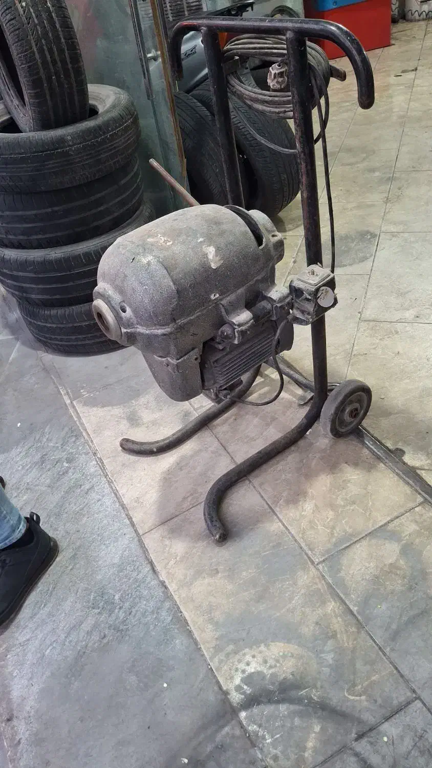 دستگاه فنر برقی قوی موتور ۱ اسب قوی چرخ دار|ماشینآلات صنعتی|شیراز, قلعه نو|دیوار