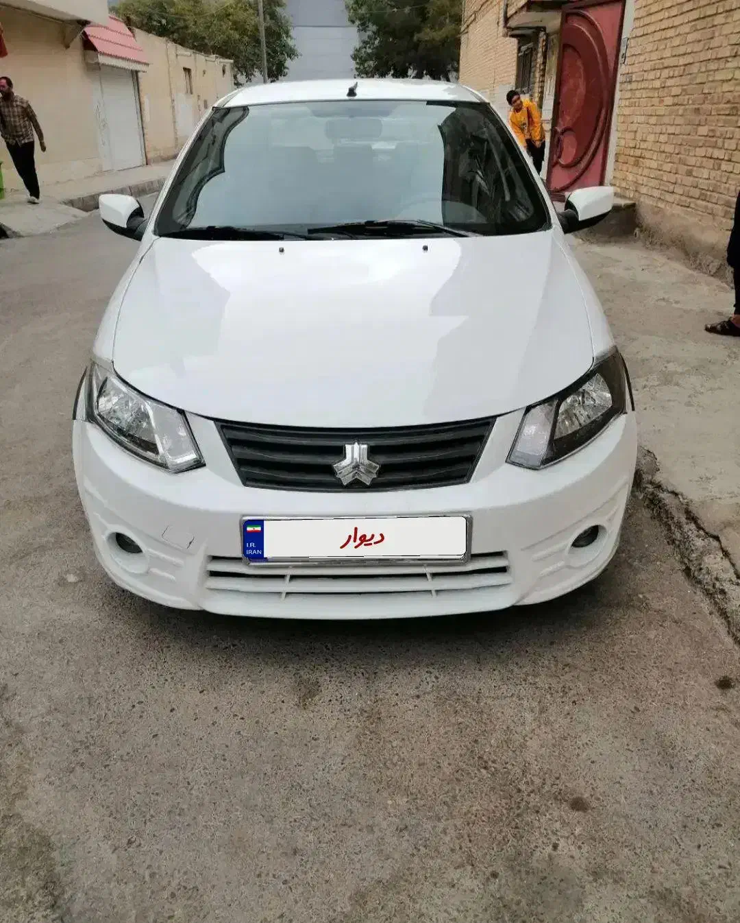 ساینا 98 کارمندی|خودرو سواری و وانت|مشهد, امیریه|دیوار