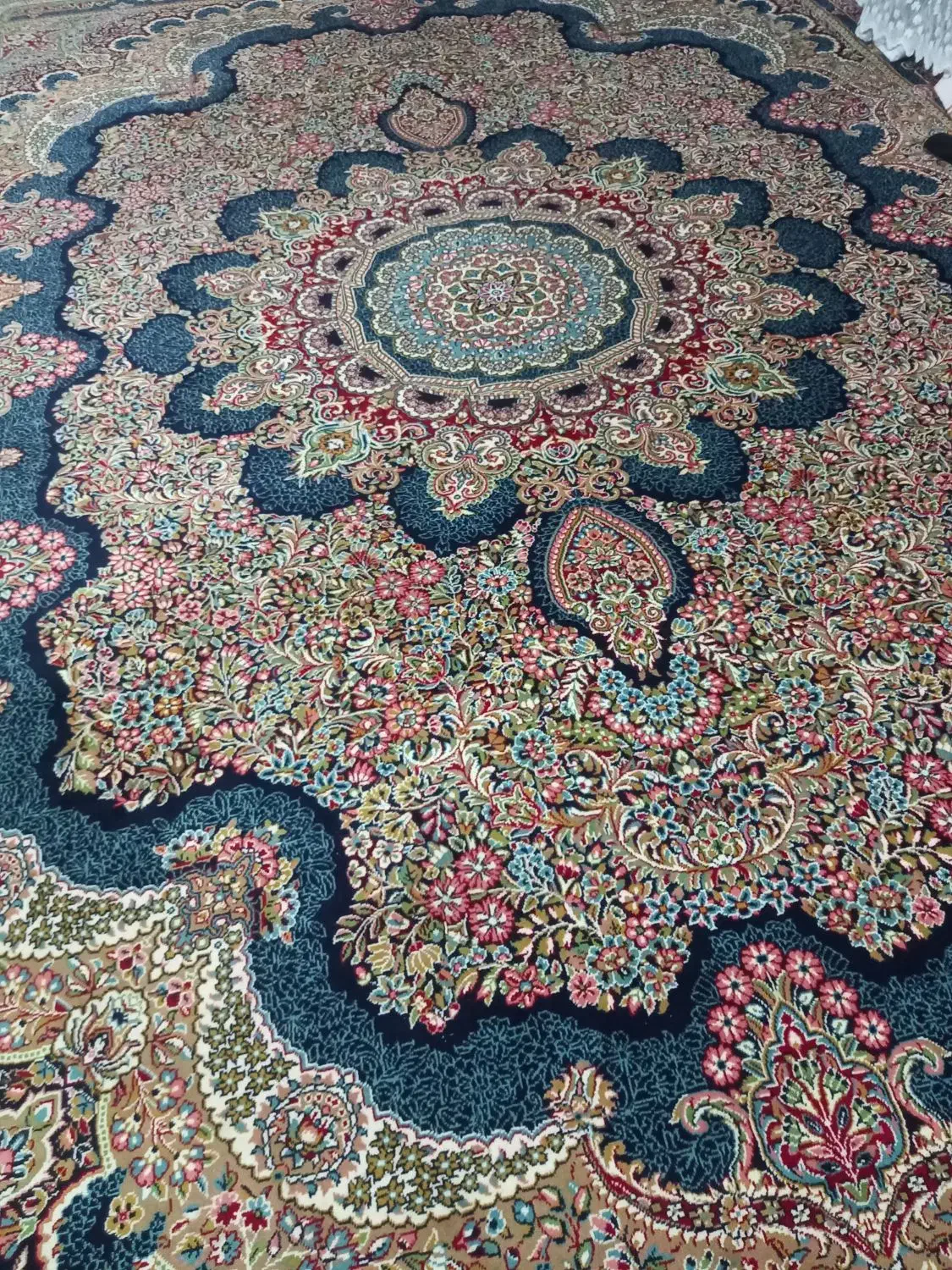 فرش ۱۲ متری دو عدد|فرش|خرمآباد, |دیوار