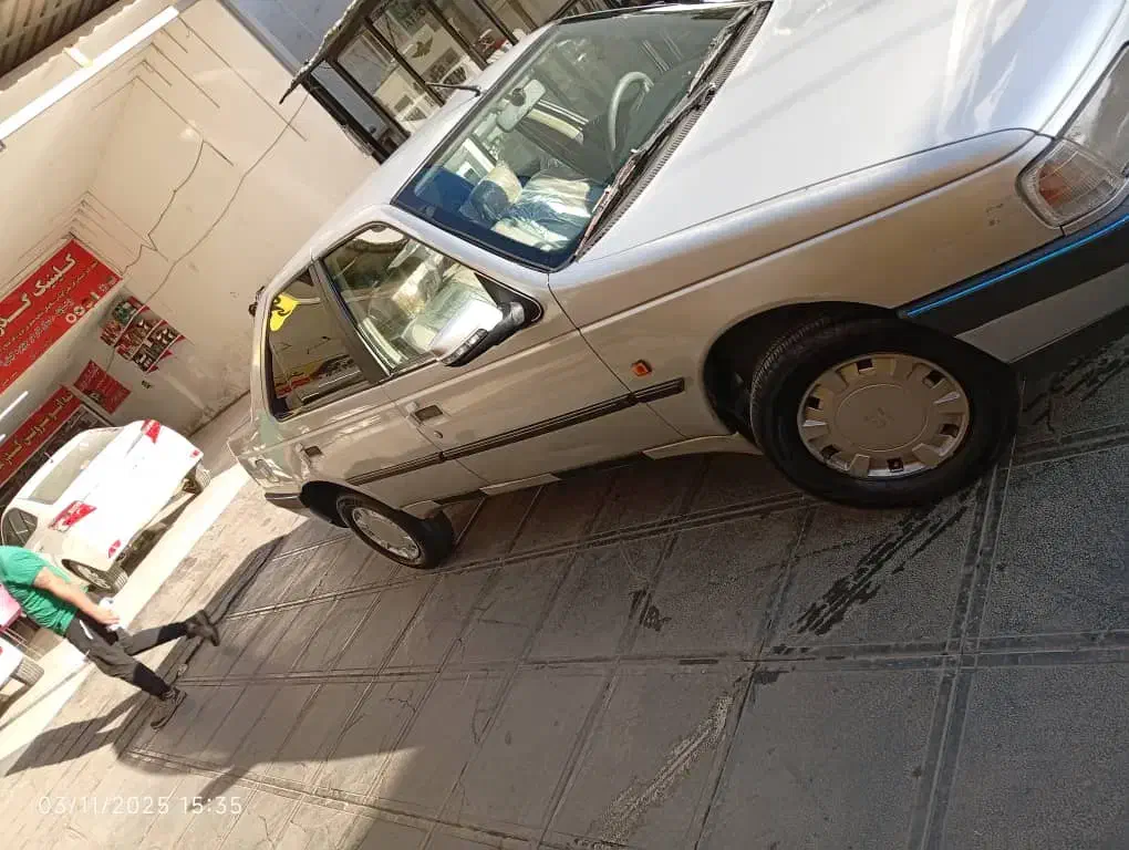 405 مدل 85 تمیز|خودرو سواری و وانت|شیراز, اصلاح‌نژاد|دیوار