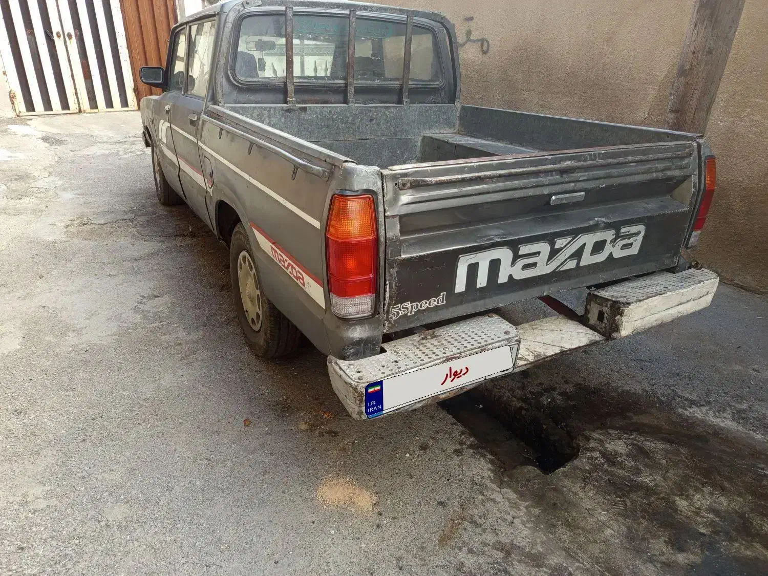 مزدا دوکابین|خودرو سواری و وانت|بروجرد, |دیوار