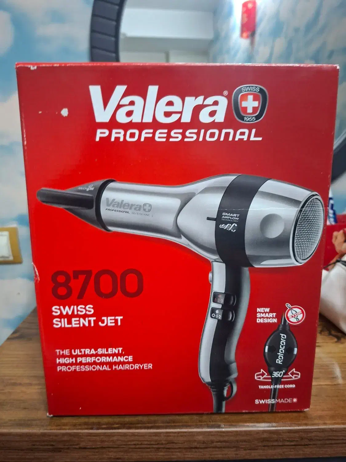 سشوار حرفه ای والرا 8700|آرایشی، بهداشتی، درمانی|بروجرد, |دیوار