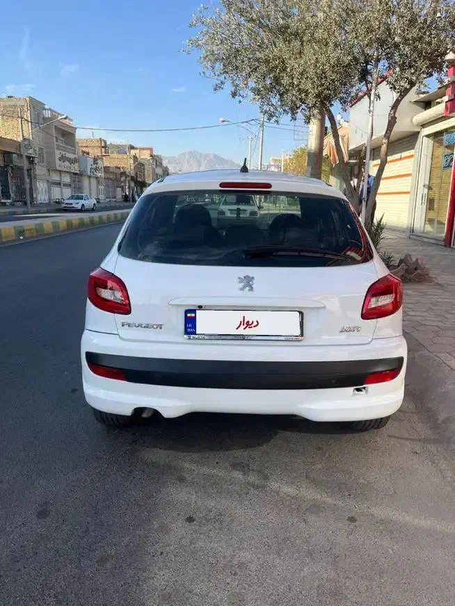 پژو 207 مدل 1400 پاناروما|خودرو سواری و وانت|کاشان, فاز ۲ ناجی آباد|دیوار