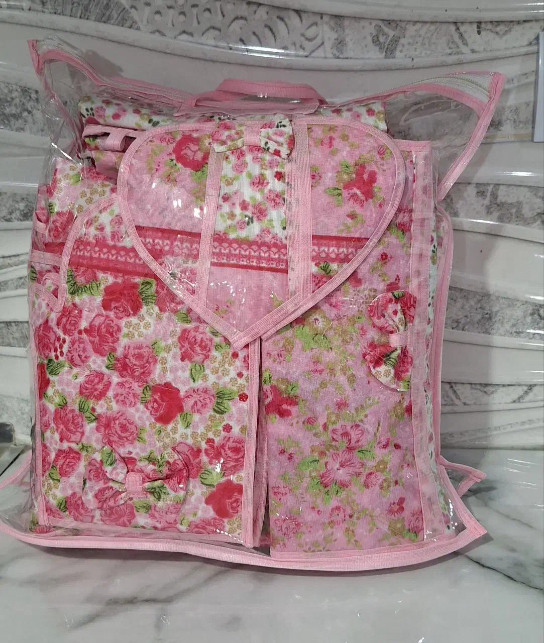 سرویس آشپزخانه 14 تیکه|سفره، حوله، دستمال آشپزخانه|نظرآباد, رسالت|دیوار