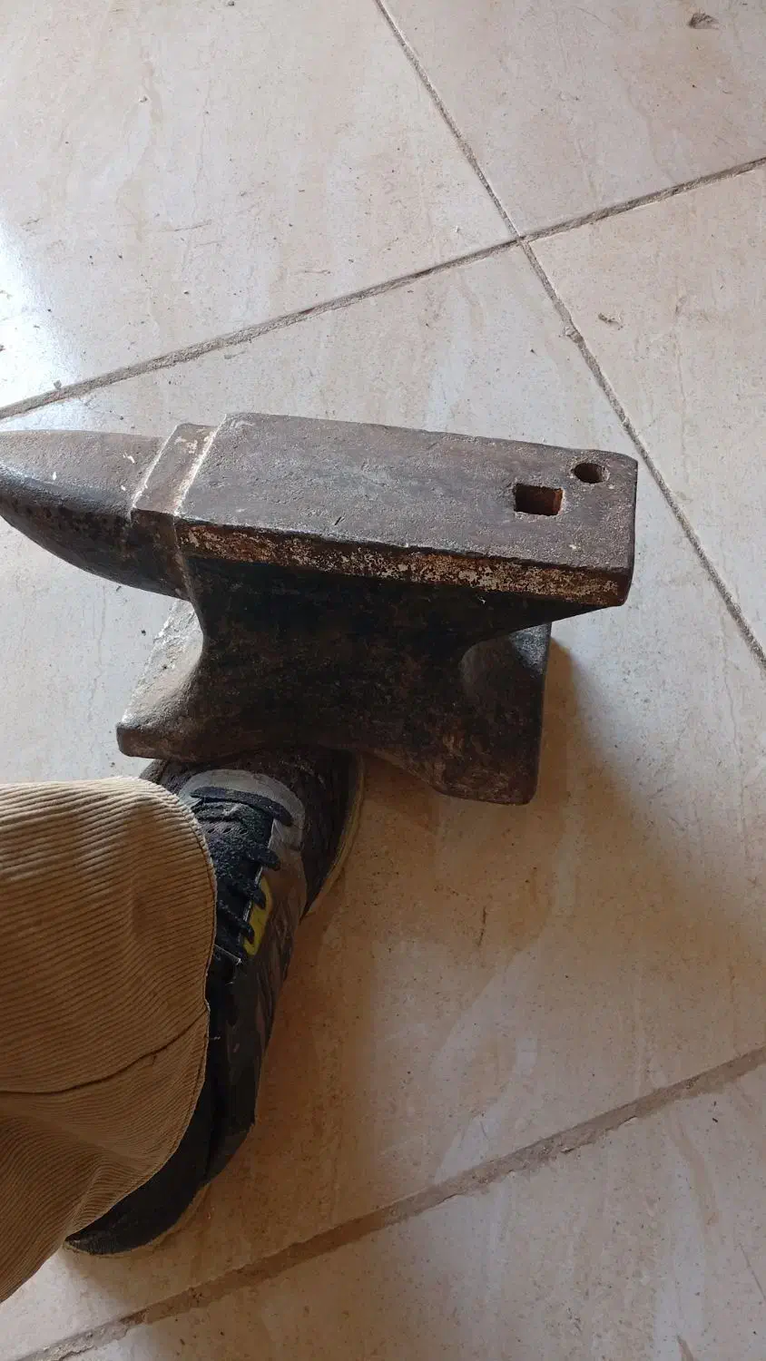 سندانفولادی|کلکسیون اشیاء عتیقه|خرمآباد, |دیوار