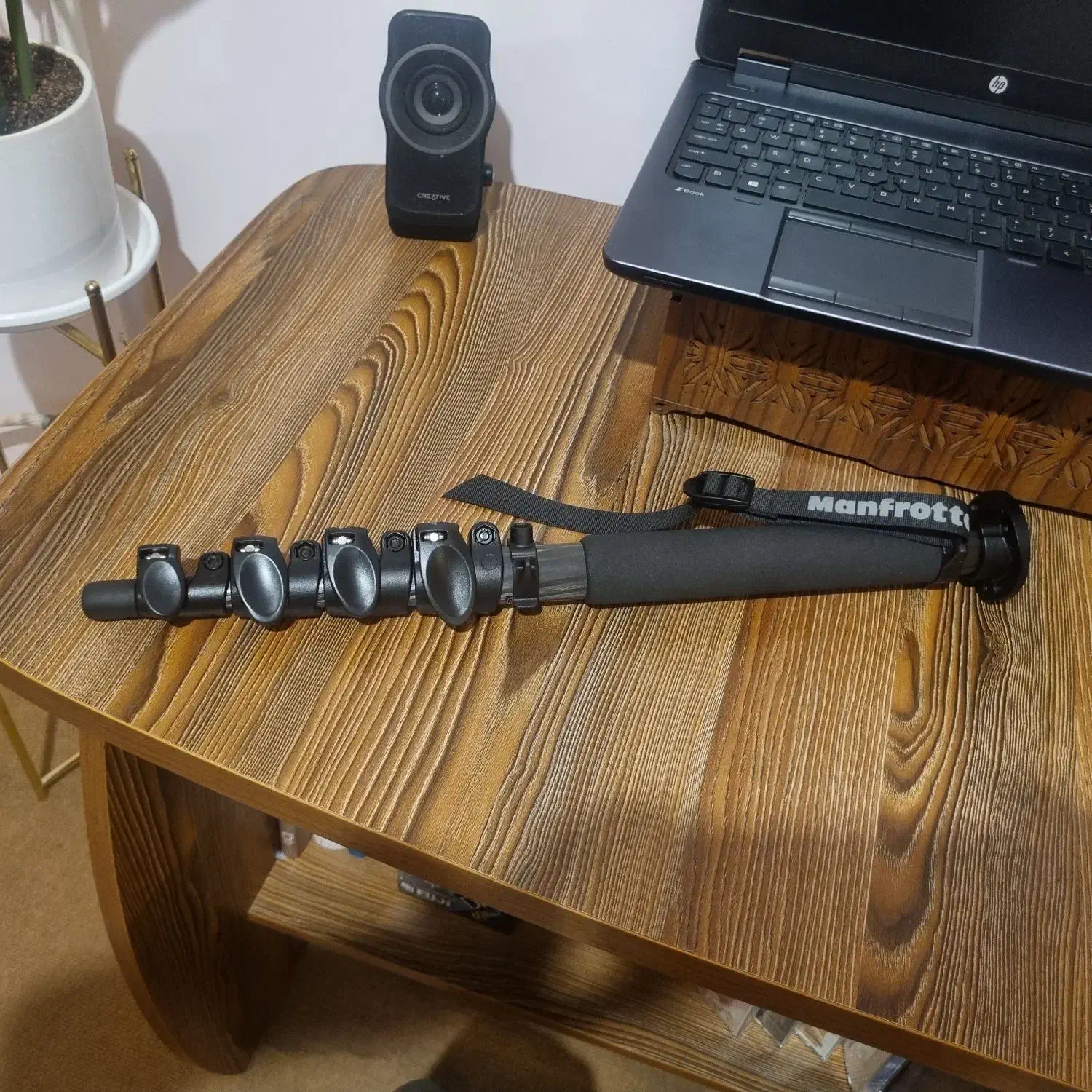 تکپایه مانفروتو فیبر کربُن 695cx|دوربین عکاسی و فیلمبرداری|سنندج, |دیوار