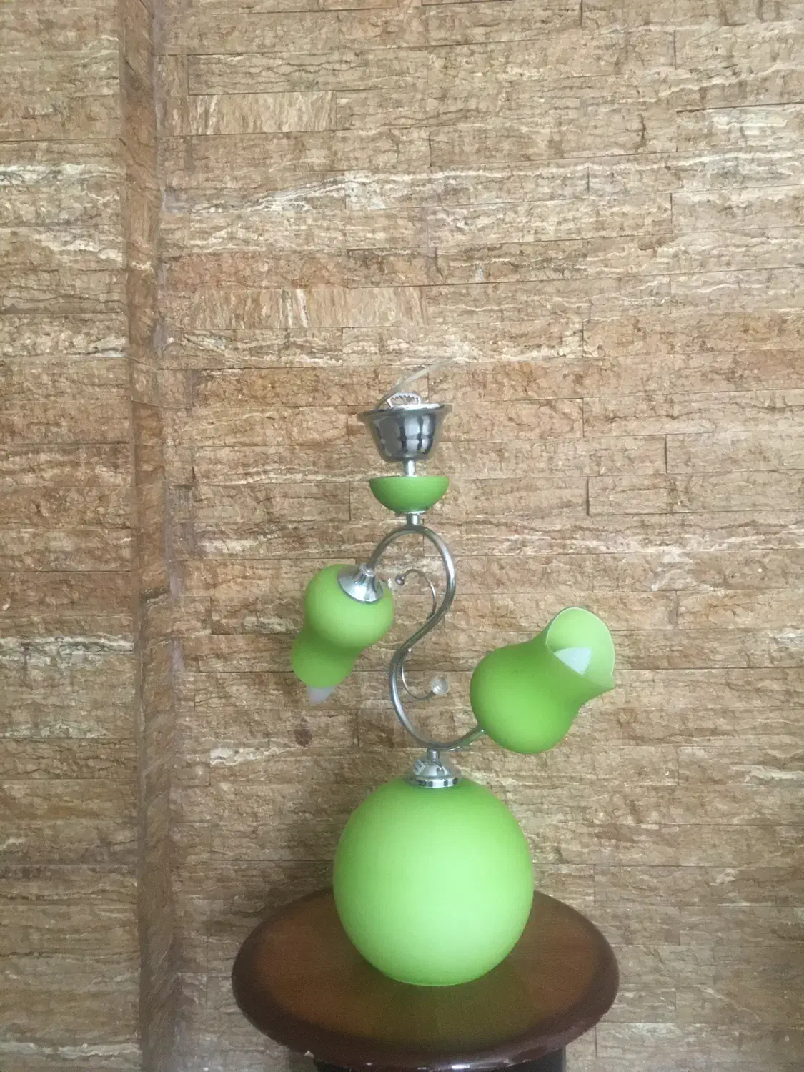 لوستر فانتزی آشپزخانه یا اتاق خواب|لوستر و چراغ آویز|اصفهان, عاشق‌آباد|دیوار