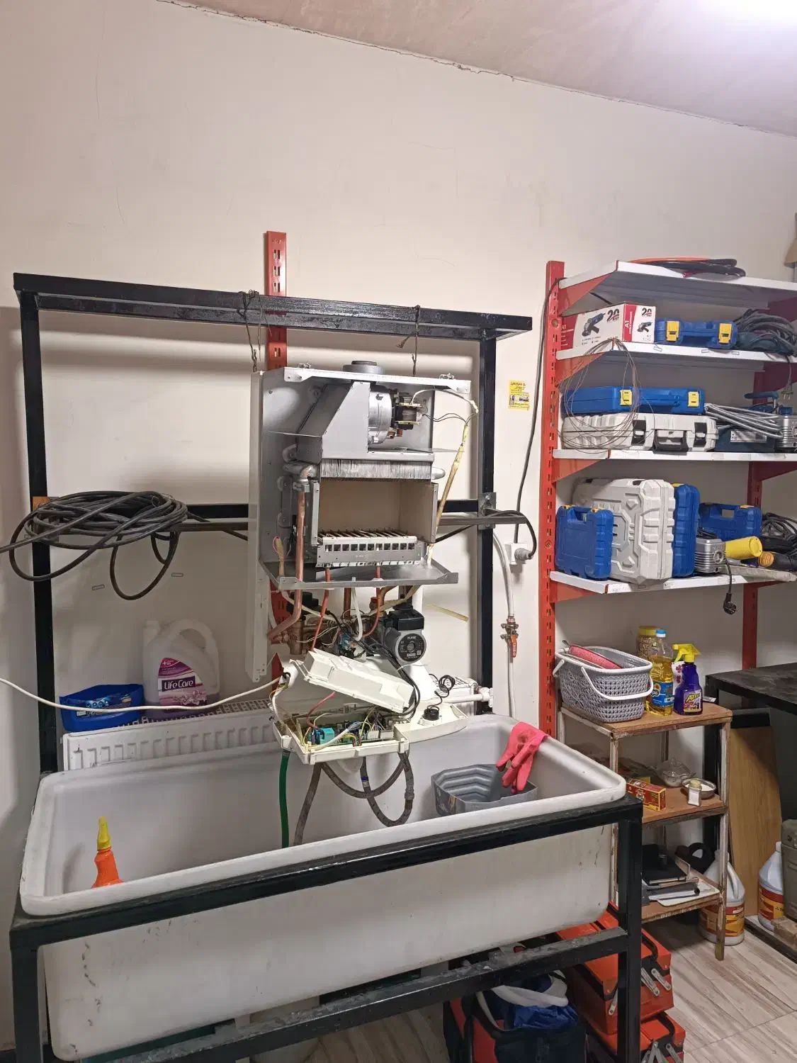 خدمات پکیج آبگرمکن کولرگازی|خدمات پیشه و مهارت|ساوه, |دیوار