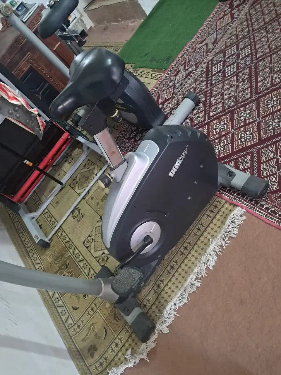 تردمیل و دوچرخه ثابت|تجهیزات ورزشی|ورامین, ورامین|دیوار