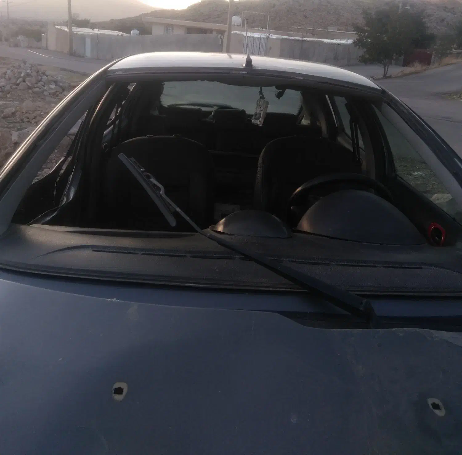 فروش یک دستگاه خودروی ۲۰۶ فرانسوی تیپ ۲ تعمیر موتر|خودرو سواری و وانت|کازرون, |دیوار