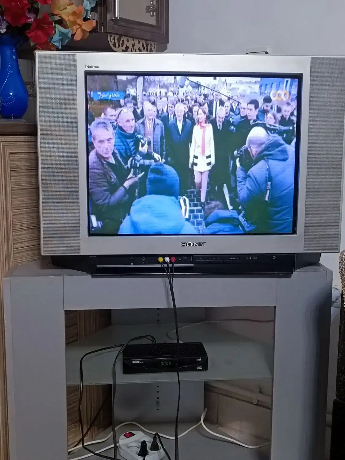 تلویزیون ۲۵اینچ سونی بامیز|تلویزیون و پروژکتور|تبریز, |دیوار