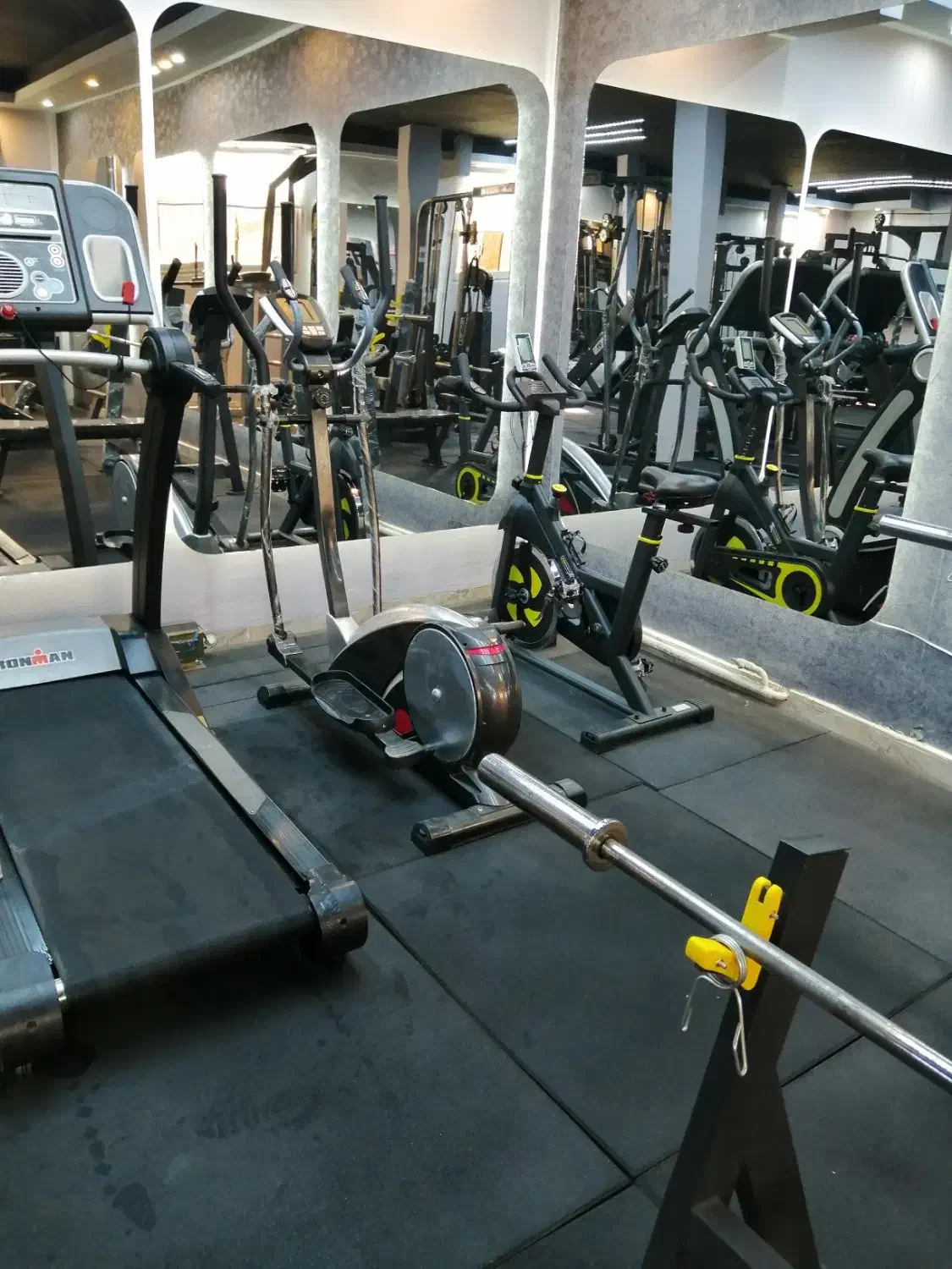 باشگاه جاروکش با ملک اجاره ای قرارداد 4 ساله|اجارهٔ مغازه و غرفه|اسلامشهر, باغ فیض|دیوار