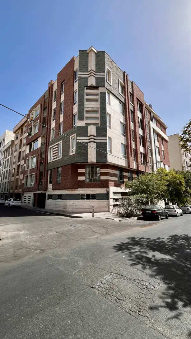 آپارتمان۱۱۰ متر/دو خواب/فول/خوش نقشه/قابل تبدیل