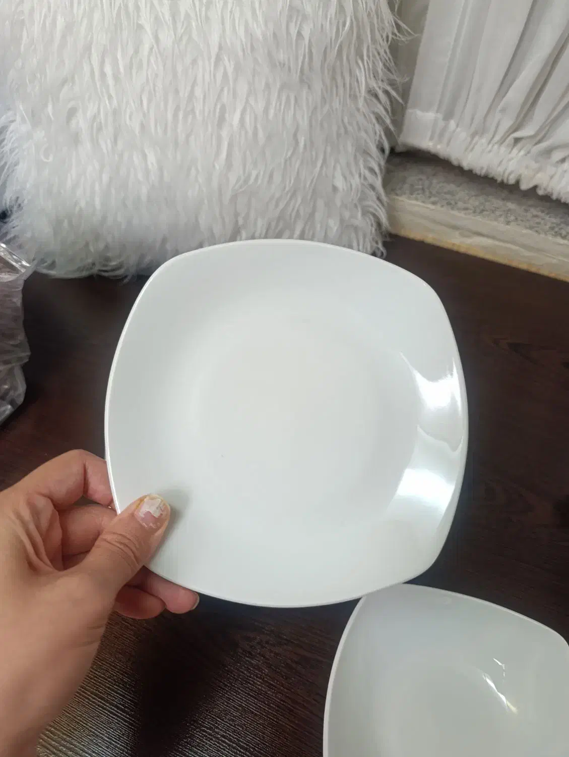 غذاخوری سفید  سرویس کامل ۲۴ نفره  کاملاً سالم|ظروف سرو و پذیرایی|سنندج, |دیوار