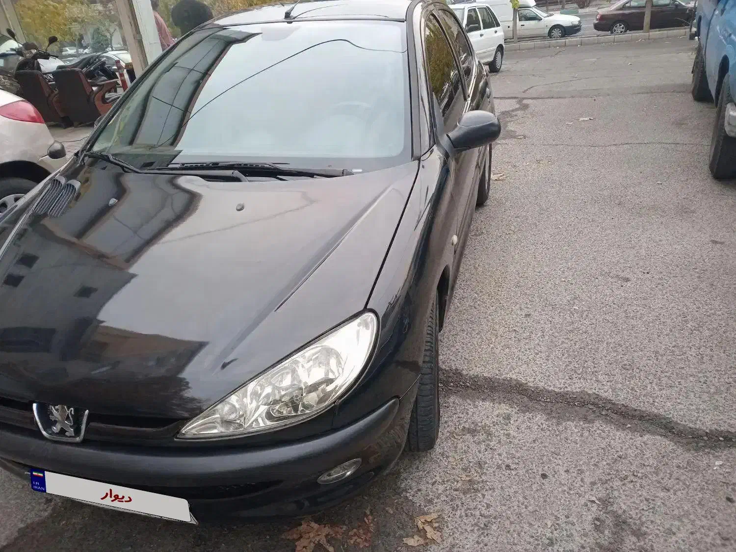 پژو مشکی ۲۰۶، مدل۹۵، شاسی سالم نقد واقساط|خودرو سواری و وانت|تهران, سردارجنگل|دیوار