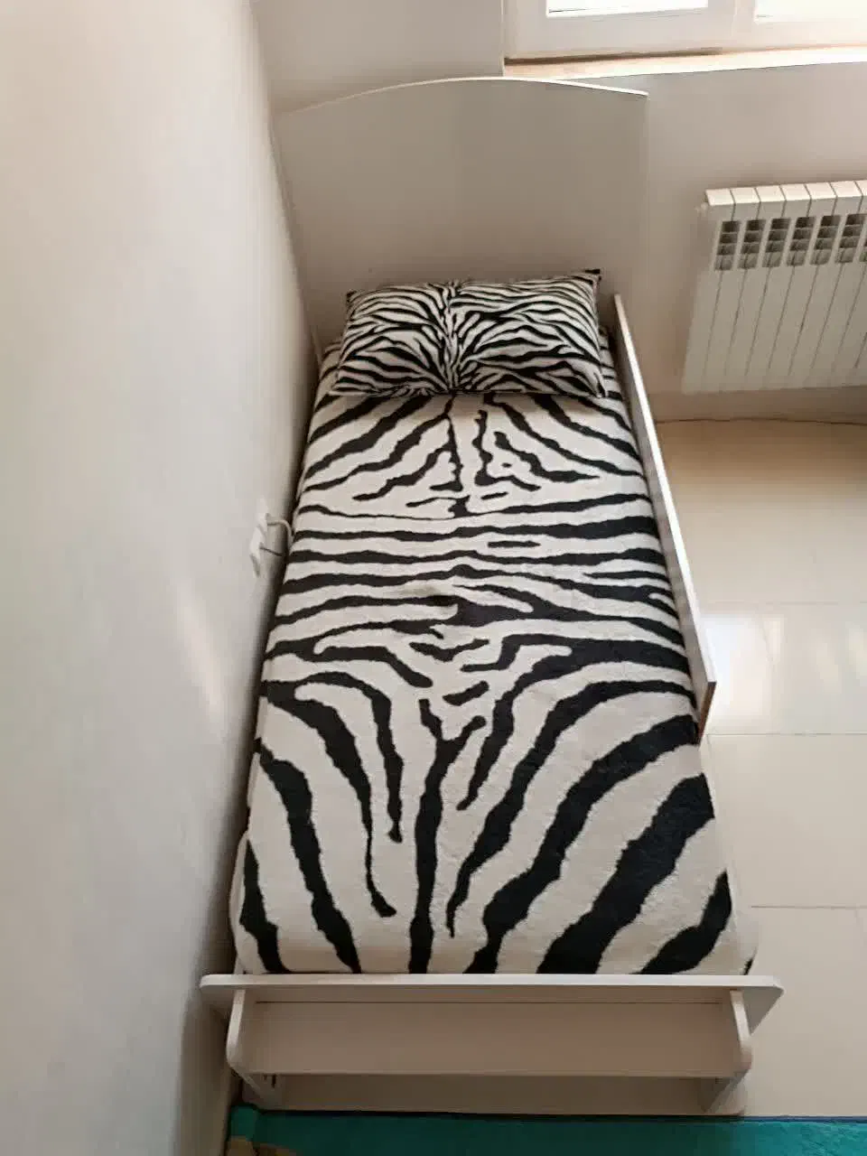 کمد کنسول وتخت نوجوان|تخت و سرویس خواب|ری, فیروزآبادی|دیوار