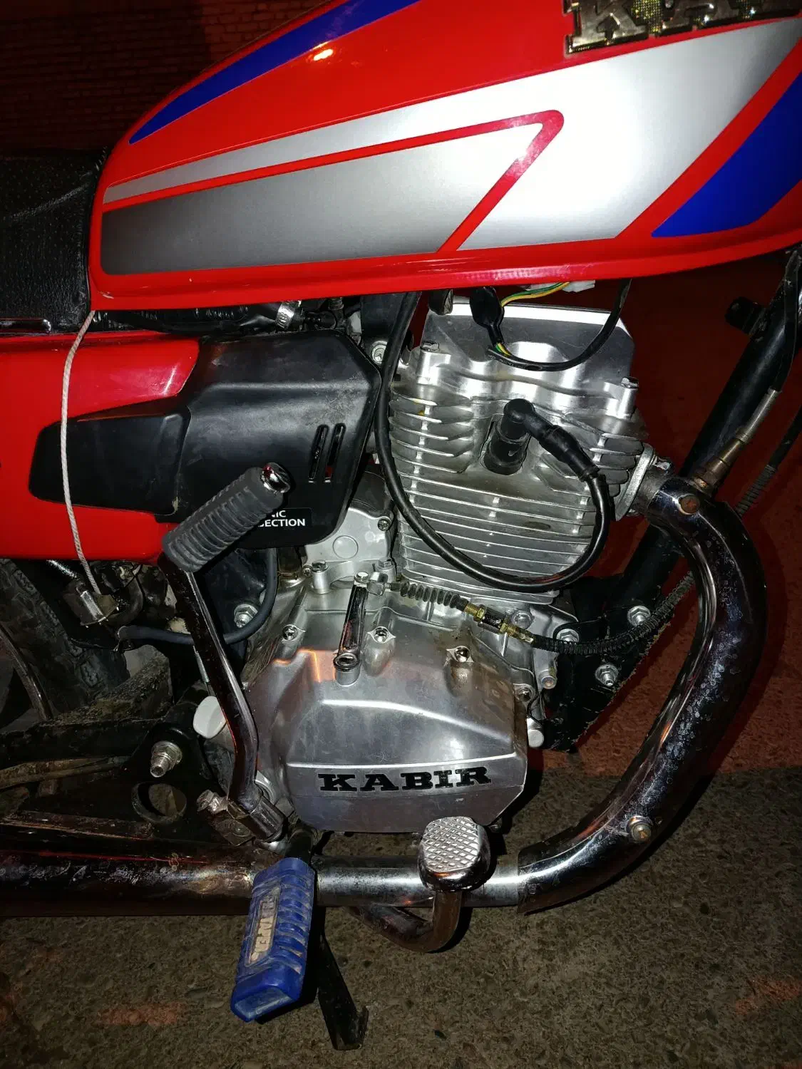 موتور ۲۰۰ کبیر|موتورسیکلت|گتوند, |دیوار