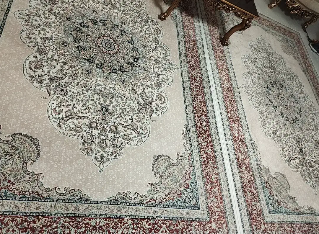 چهار تخته فرش ۲×۳ نقش برجسته۱۲۰۰شانه|فرش|مشگین شهر, |دیوار