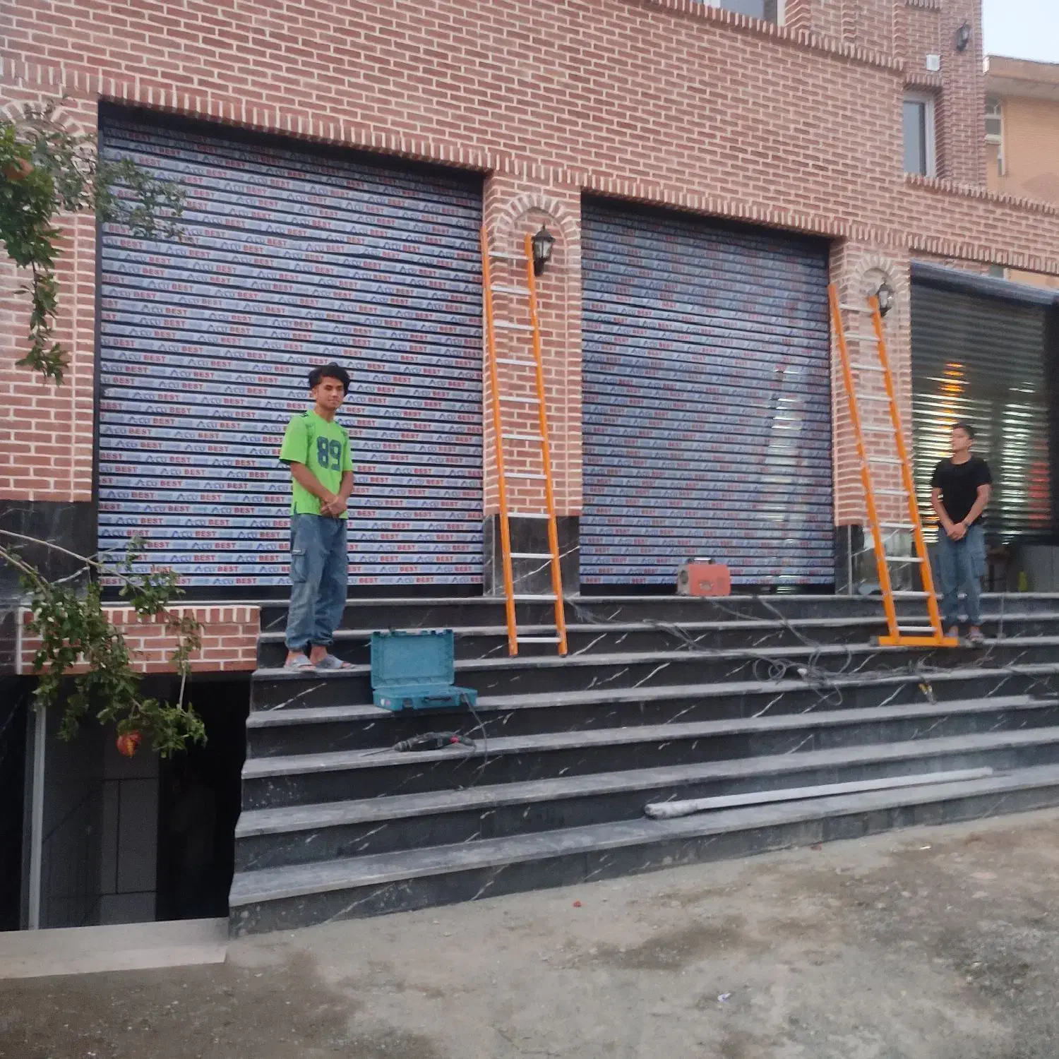 فروش وتعمیرات کرکره برقی  تعمیرات جک درب|مصالح و تجهیزات ساختمان|قزوین, |دیوار