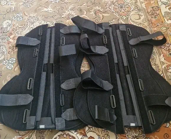 زانو بندجراحی|آرایشی، بهداشتی، درمانی|صدرا-فارس, فاز ۱|دیوار