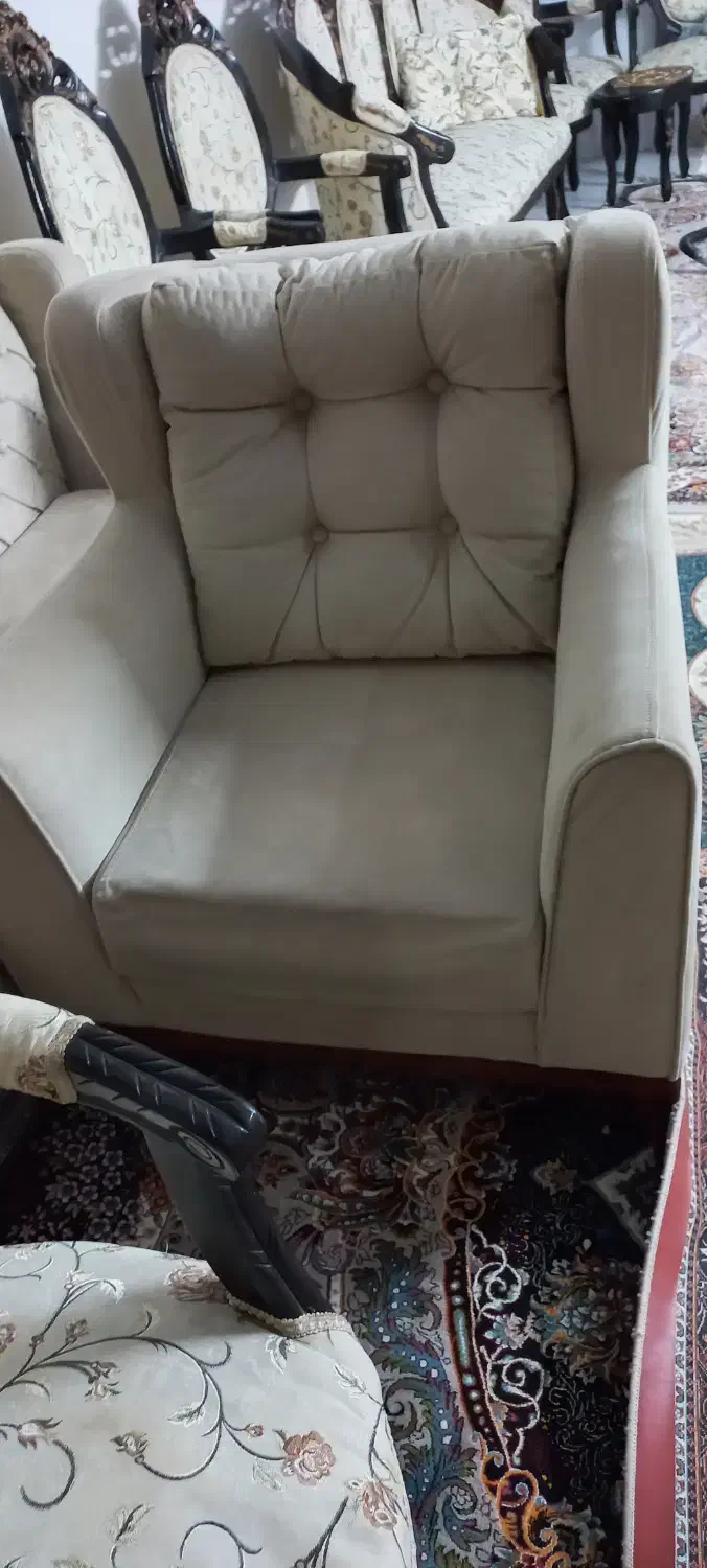 مبل تکنفره درحدنو|مبلمان خانگی و میز عسلی|تهران, قیام|دیوار