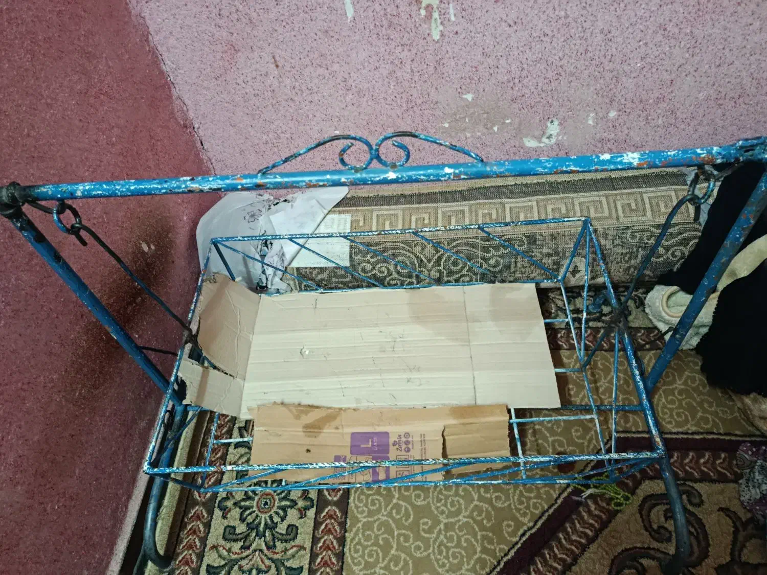 گهواره،میز،صندلی. شیبان|اسباب و اثاث بچه|باوی, |دیوار