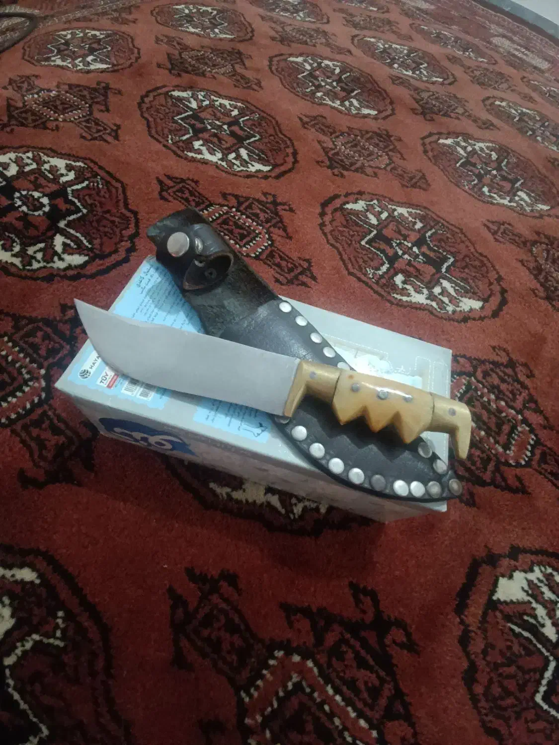 چاقو|کلکسیون اشیاء عتیقه|انبارآلوم, |دیوار