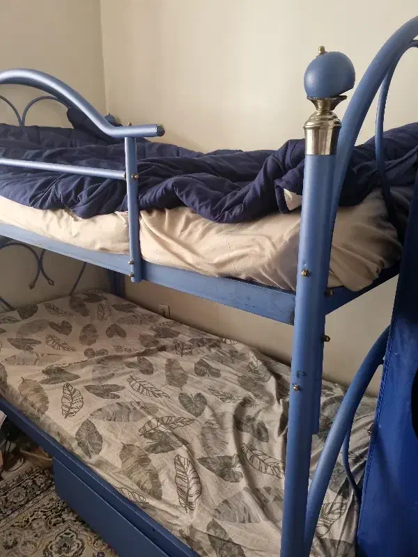 تخت دو طبقه|تخت و صندلی بچه|پردیس, فاز ۴|دیوار