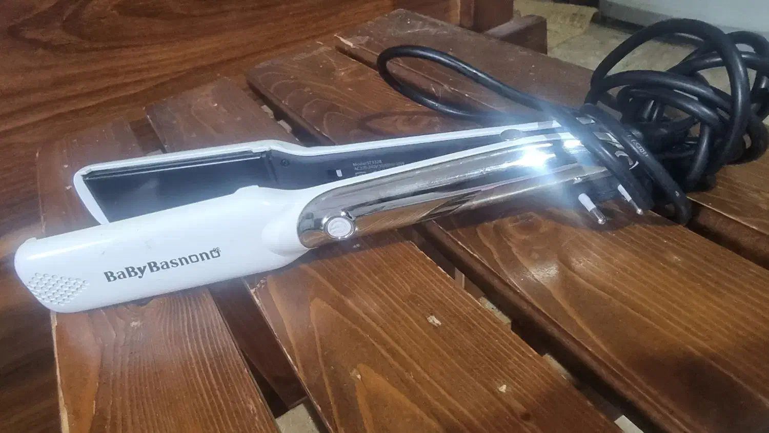 اتو مو|آرایشی، بهداشتی، درمانی|چهارباغ, |دیوار