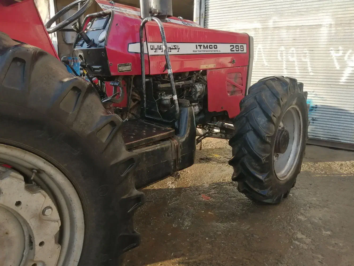 تراکتور 299 جفت فابریک و ادوات|خودرو سنگین|دیواندره, |دیوار
