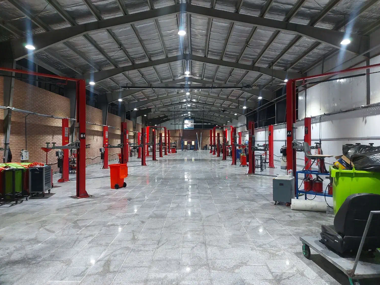 تعمیر و نصب جک دو ستون قیچی چهار ستون|ماشین‌آلات صنعتی|شهریار, شهریار|دیوار