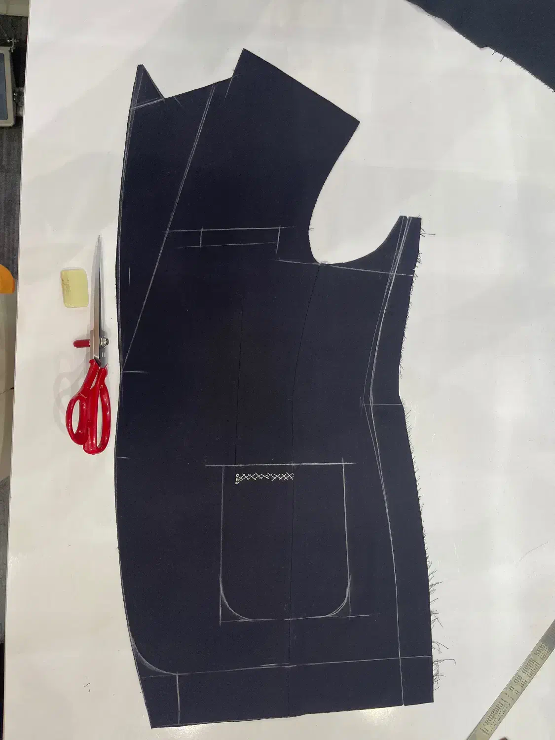 خیاط حرفه ای|استخدام صنعتی، فنی، مهندسی|تهران, آسمان|دیوار