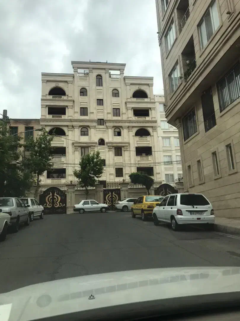 مستغلات /۳طبقه /تاپ لوکیشن مرزداران