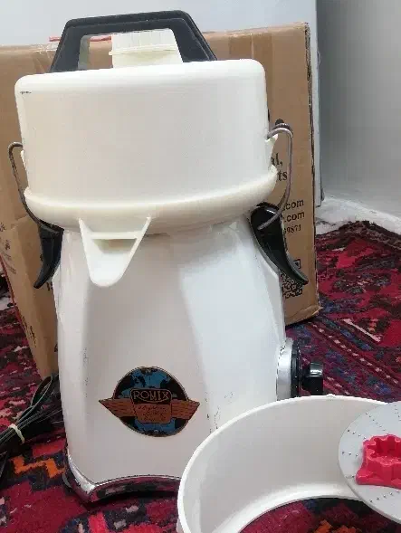 آبمیوه گیری آنتیک و قدیمی|آبمیوه‌گیر و آب‌مرکبات‌گیر|قزوین, |دیوار