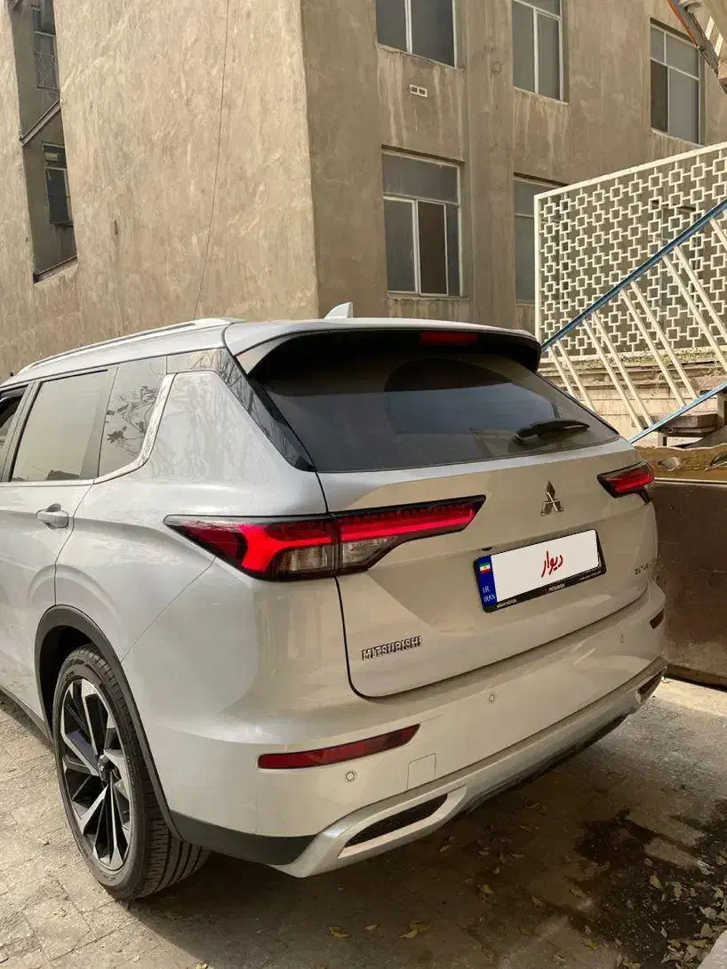 اوتلندر Mلاین|خودرو سواری و وانت|تهران, سهروردی|دیوار