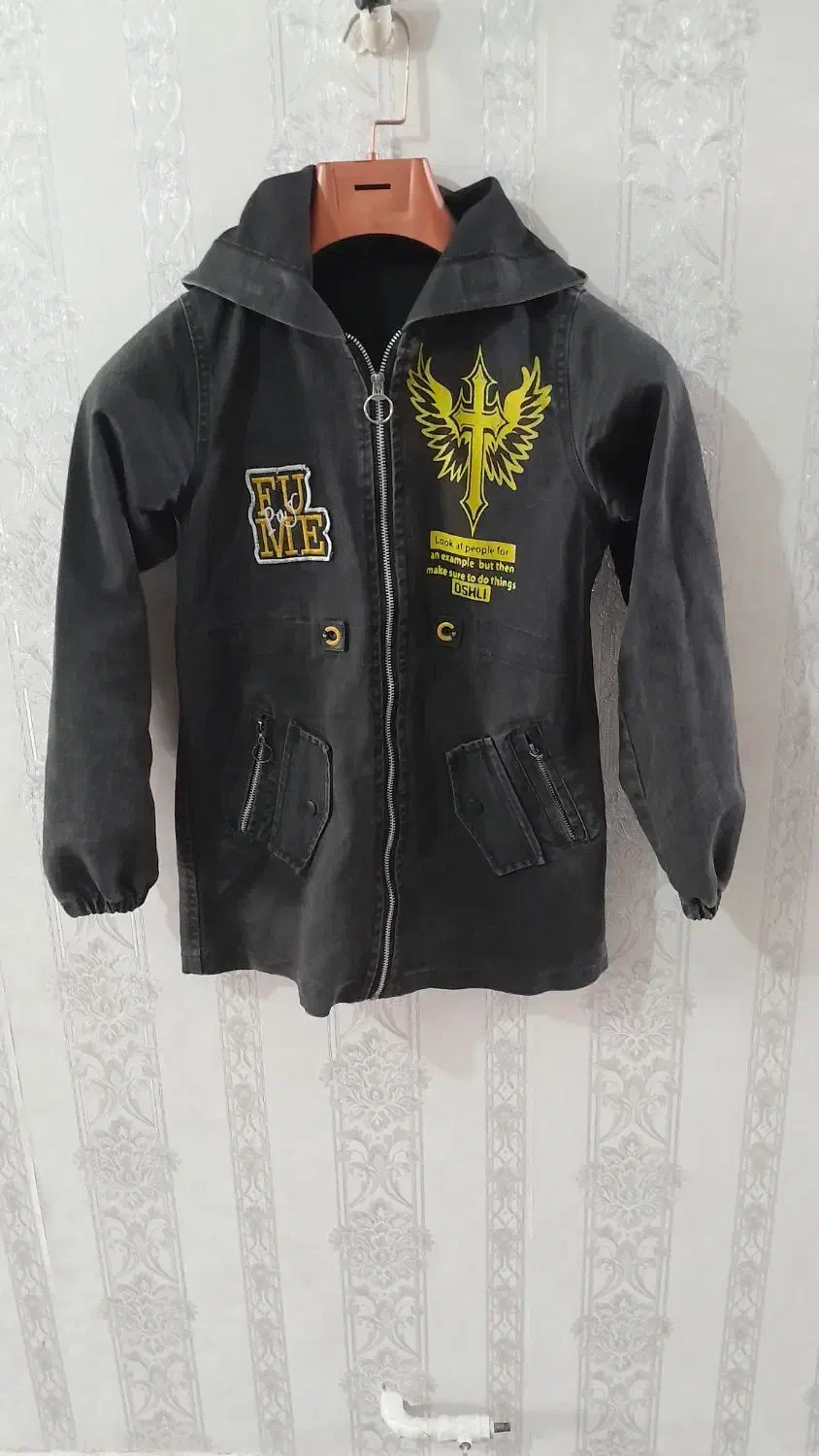 کت لی بچگانه|لباس|رباطکریم, نصیرشهر|دیوار