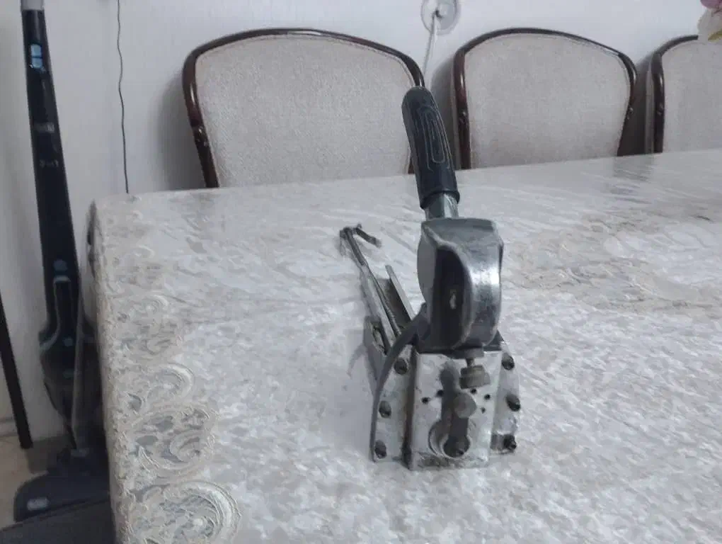 منگنه کوب کارتن اصل ژاپن|ابزارآلات|شیراز, معالی‌آباد|دیوار