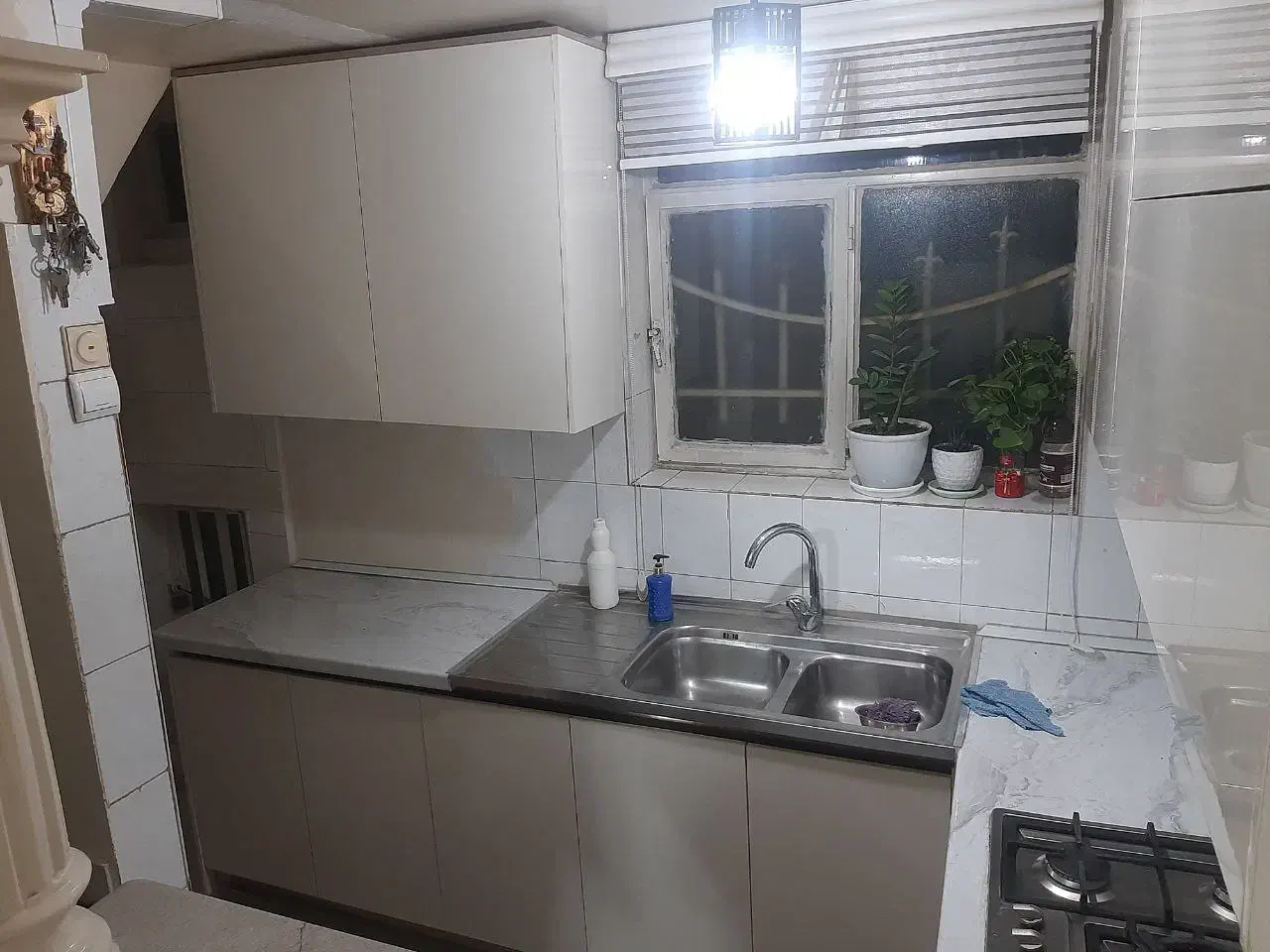 خانه اجاره ای|اجارهٔ خانه و ویلا|ری, جوانمرد قصاب|دیوار