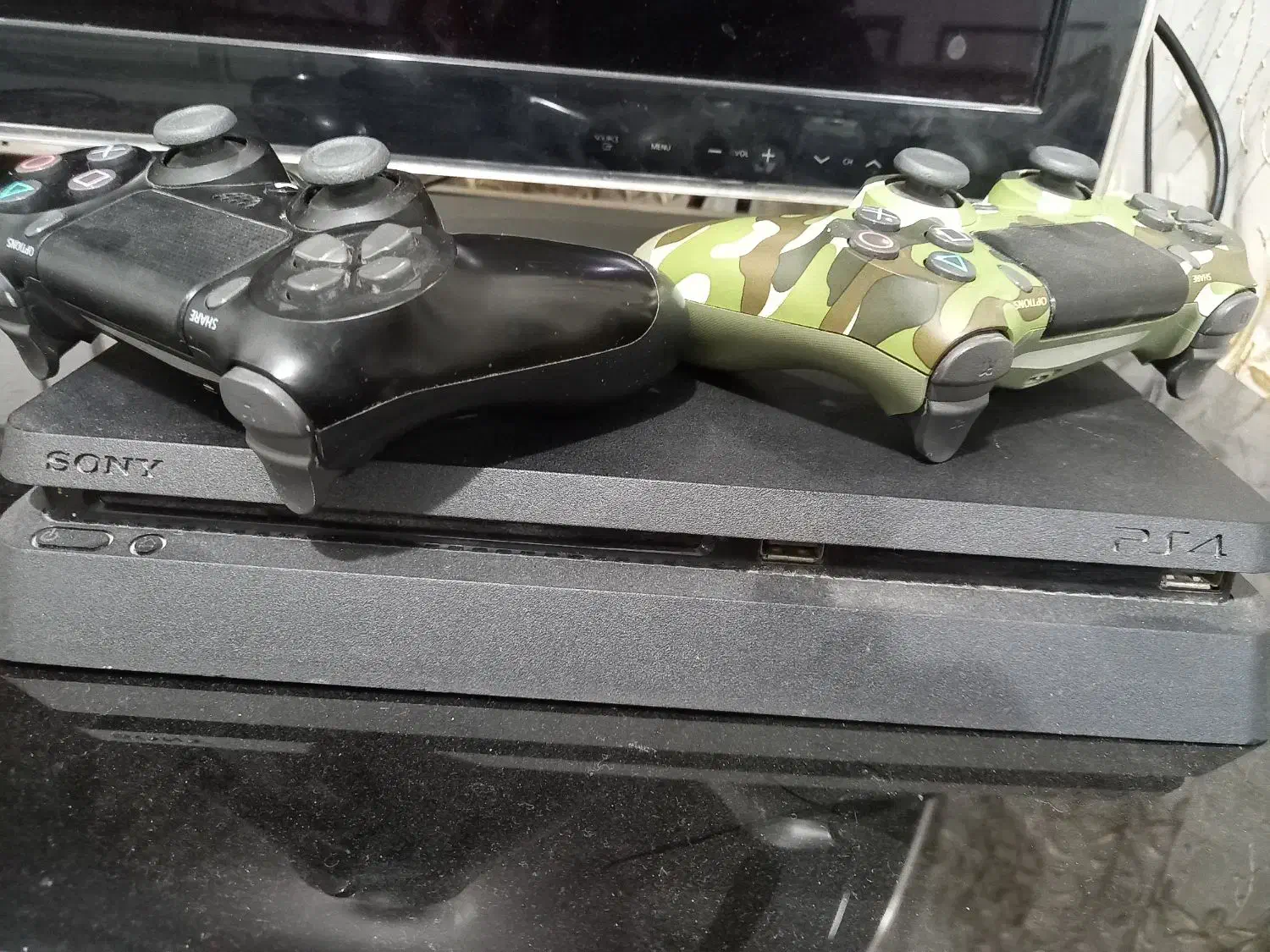 پی اس ۴ ps4 فوق العاده تمیز|کنسول، بازی ویدئویی و آنلاین|خمینیشهر, |دیوار