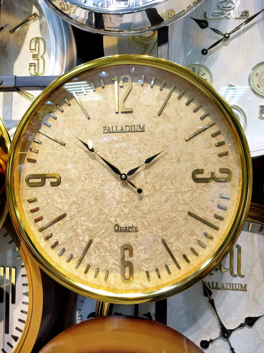 ساعت فلزی|ساعت دیواری و تزئینی|فردیس, فردیس|دیوار